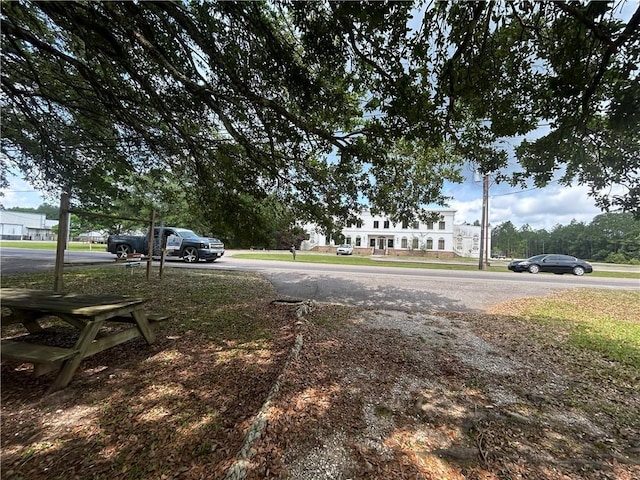 13085 Wintzell Ave N, Bayou La Batre, AL 36509