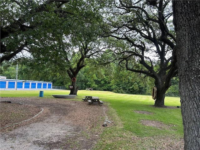 13085 Wintzell Ave N, Bayou La Batre, AL 36509