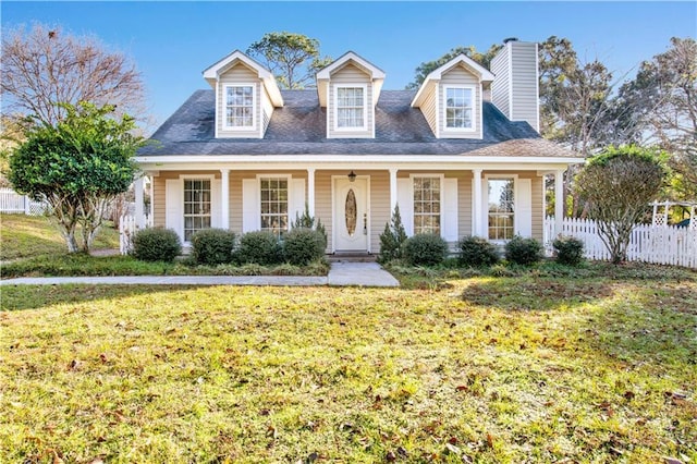 view of front of house featuring a porch and a front lawn