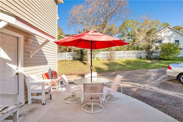 2805 Brookside Dr, Mobile, AL 36693 - view of patio / terrace