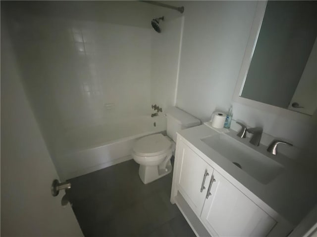 9424 Johnson Rd S, Mobile, AL 36695 - full bathroom featuring vanity, toilet, and shower / tub combination