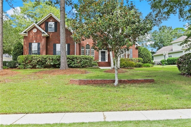 view of front of property with a front yard