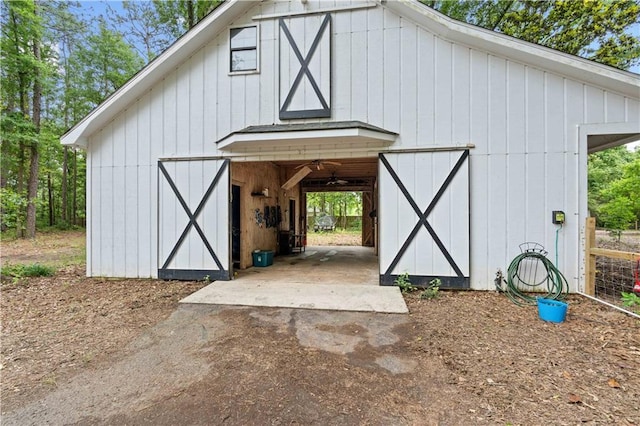 view of outbuilding