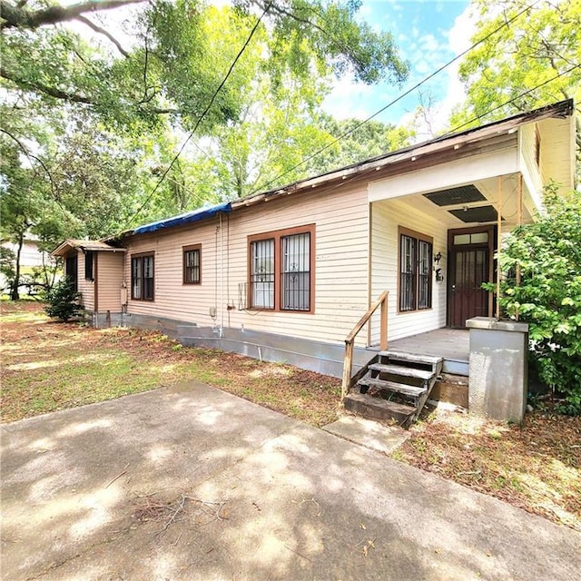 view of front of home