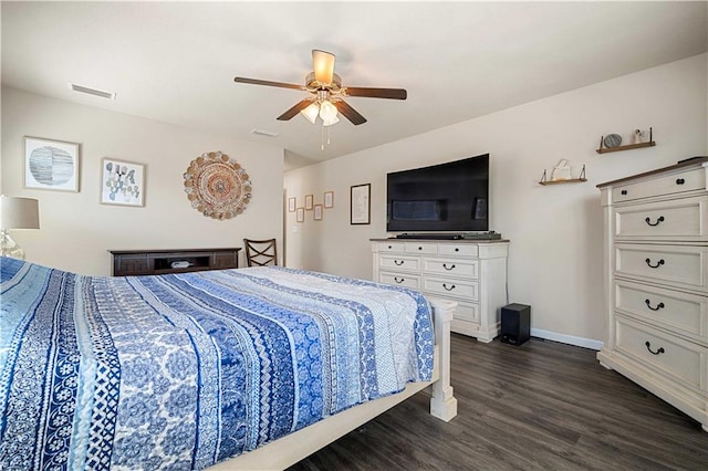 bedroom featuring dark wood-type flooring and ceiling fan