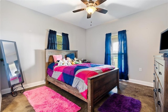 bedroom with ceiling fan