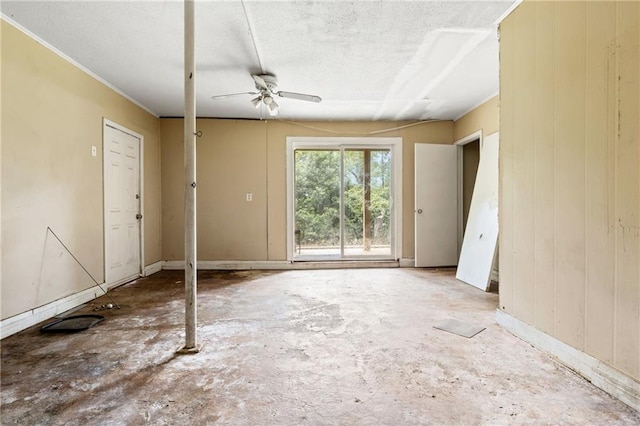 unfurnished bedroom featuring concrete flooring and ceiling fan