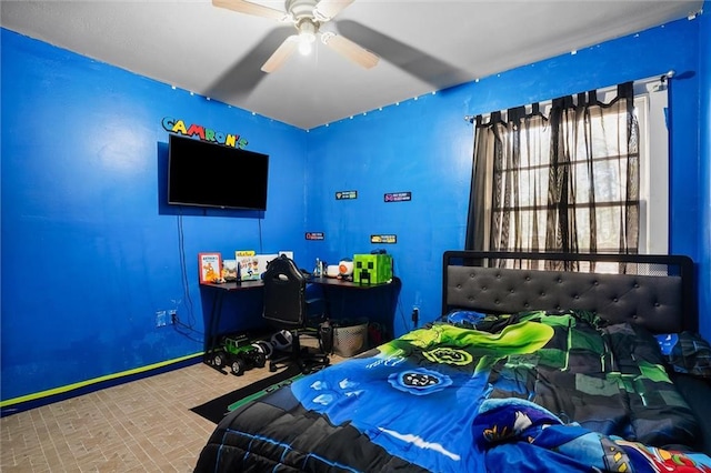 bedroom with a ceiling fan