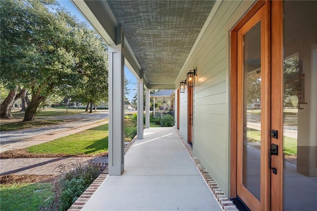 view of patio / terrace featuring covered porch