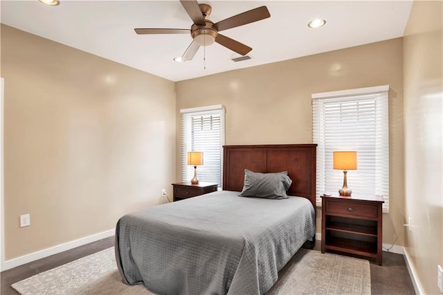 bedroom featuring ceiling fan