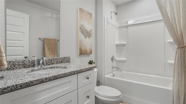 10471 Lowell St W, Mobile, AL 36695 - bathroom featuring shower / tub combo with curtain, toilet, and vanity