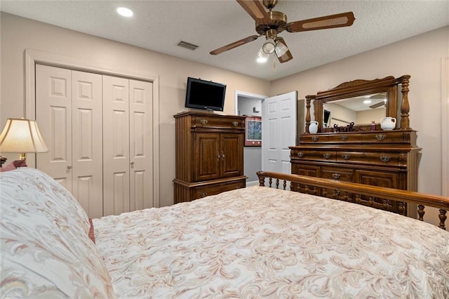 5719 Laurel Dr, Satsuma, AL 36572 - bedroom with a closet, ceiling fan, and recessed lighting
