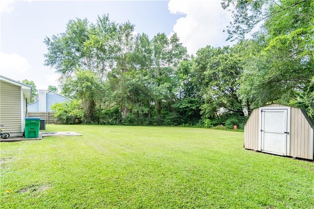 6250 Vivian Broadus Rd, Eight Mile, AL 36613 - view of grassy yard with a shed