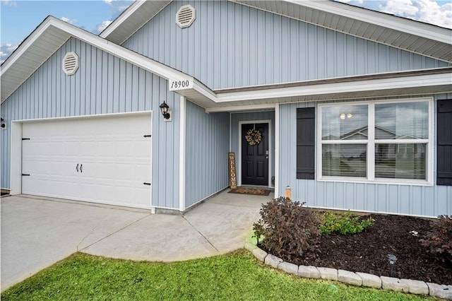 ranch-style house featuring an attached garage