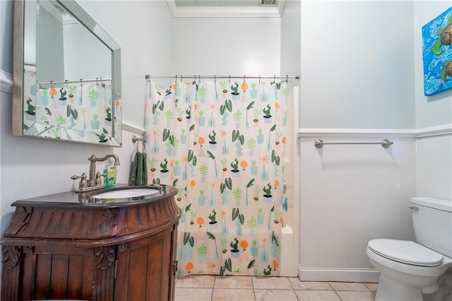 7 Reed Ave N, Mobile, AL 36604 - bathroom featuring toilet, vanity, tile patterned floors, crown molding, and shower / bathtub combination with curtain