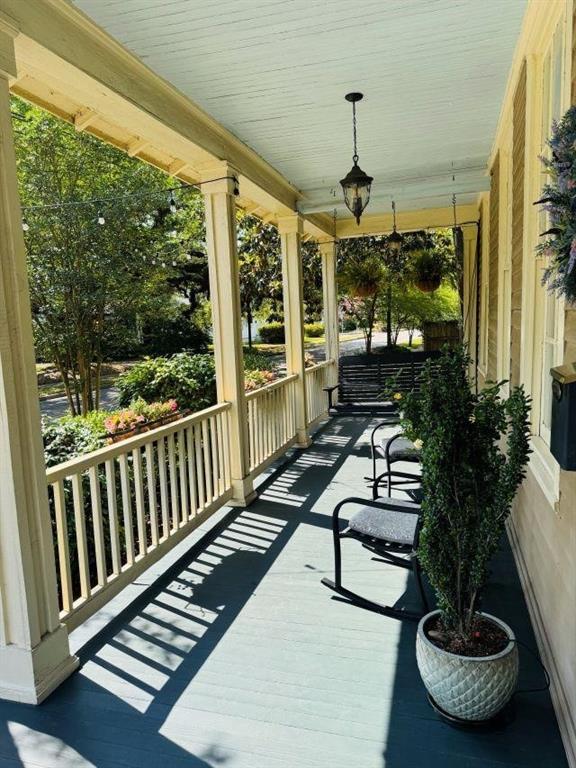view of patio / terrace featuring covered porch
