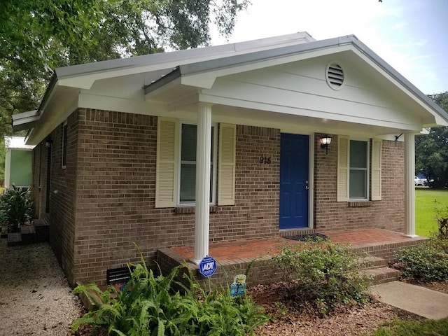 view of front of home featuring covered porch