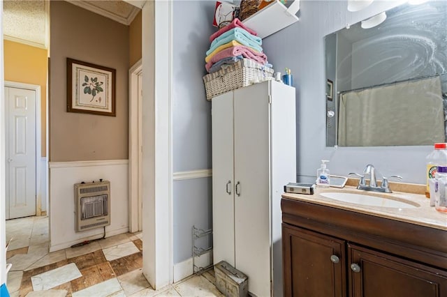 201 Catherine St S, Mobile, AL 36604 - full bath featuring heating unit, vanity, and crown molding