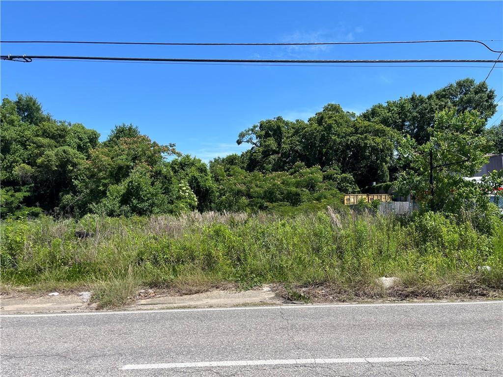 771 Holcombe Ave, Mobile, AL 36606