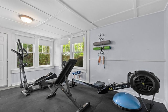 1704 Laurel St, Mobile, AL 36604 - workout area with baseboards