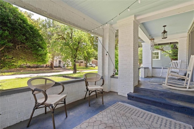 1704 Laurel St, Mobile, AL 36604 - view of covered porch