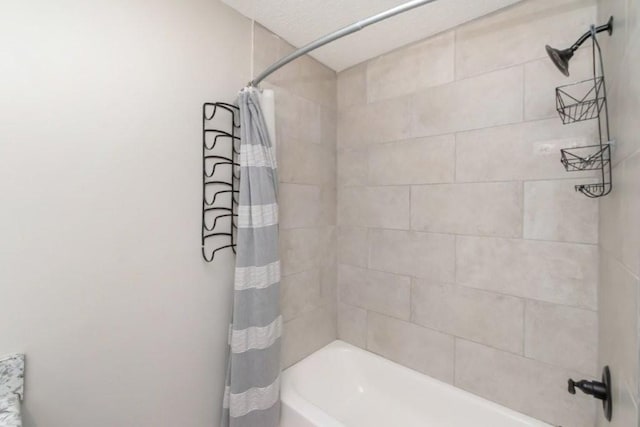 11525 Lott Rd, Chunchula, AL 36521 - bathroom featuring shower / tub combo with curtain