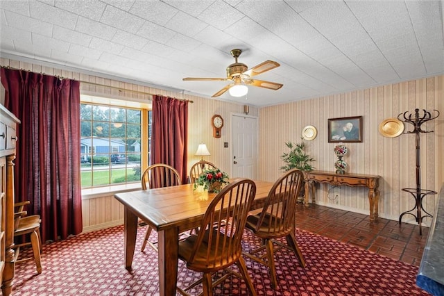 dining area featuring ceiling fan