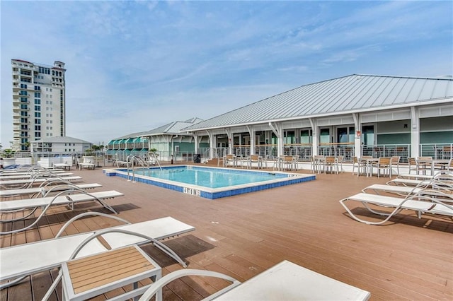 612 Lost Key Dr Unit 205B, Pensacola, FL 32507 - view of community pool