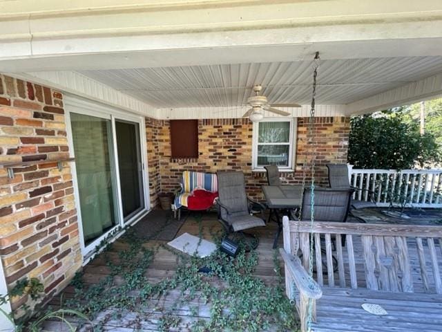 view of patio / terrace with ceiling fan and covered porch