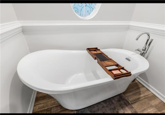 bathroom featuring a bathing tub