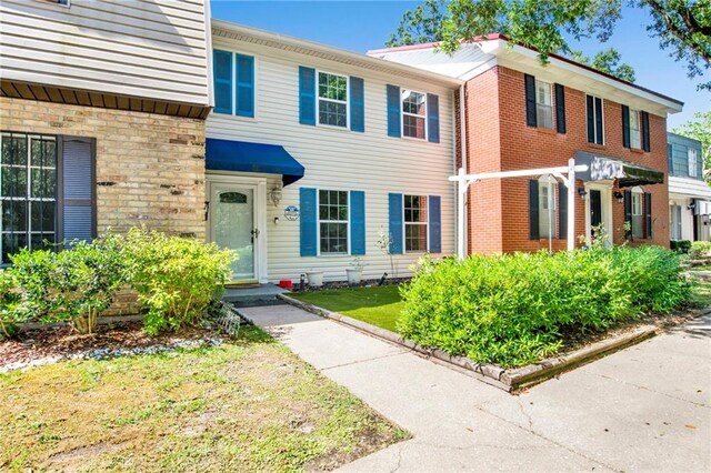 4017 Cottage Hill Rd Unit 17, Mobile, AL 36609 - view of townhome / multi-family property