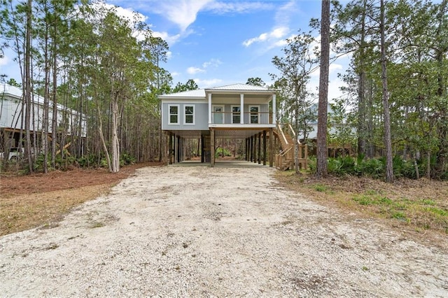 view of front of house featuring covered porch