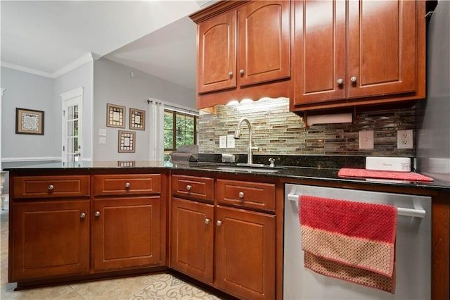 9486 Labrador Run N, Mobile, AL 36695 - kitchen featuring a sink, dishwasher, tasteful backsplash, a peninsula, and ornamental molding