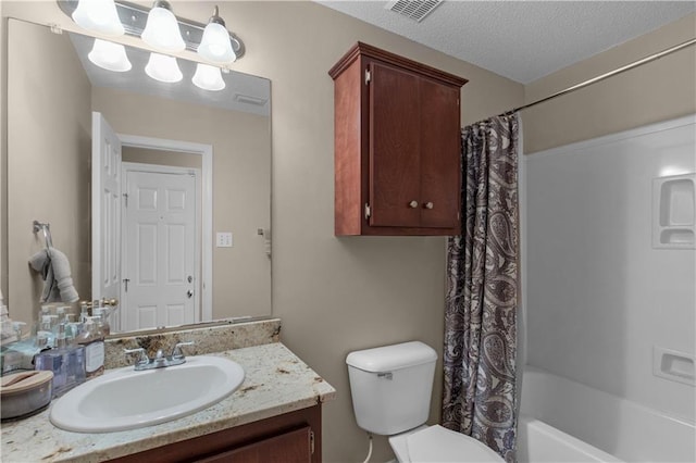 2647 Weems Dr, Mobile, AL 36607 - bathroom with vanity and shower / bath combination with curtain