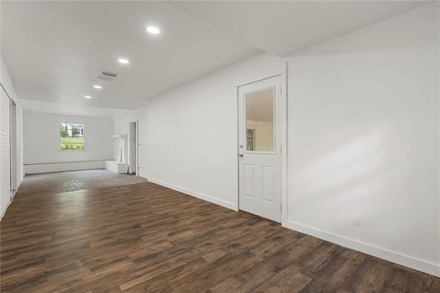 4615 Sunset Dr N, Mobile, AL 36608 - spare room with dark wood-type flooring, recessed lighting, and baseboards