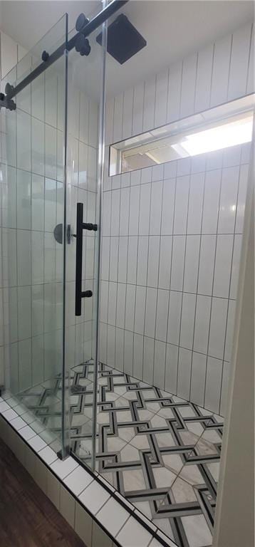 13556 James Copeland Dr, Mobile, AL 36695 - bathroom with a shower stall
