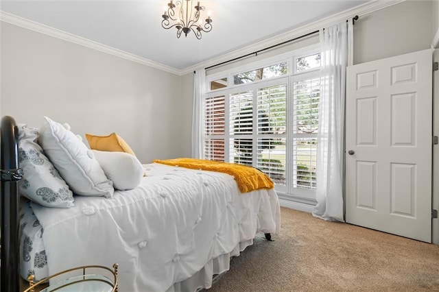 bedroom featuring light colored carpet, an inviting chandelier, and ornamental molding