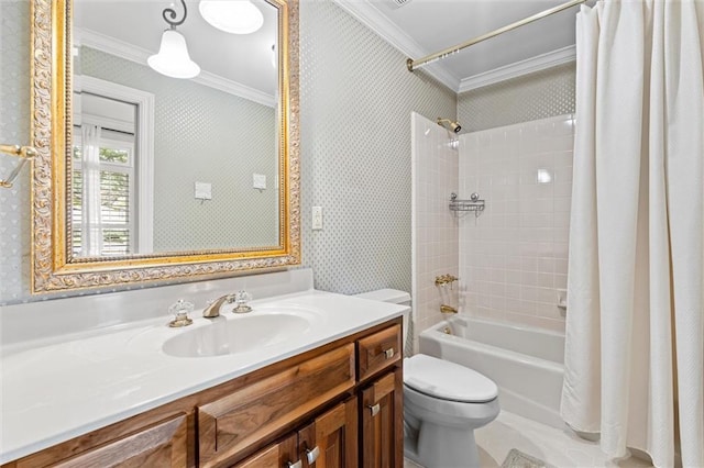 full bathroom with shower / bath combo with shower curtain, toilet, vanity, and crown molding