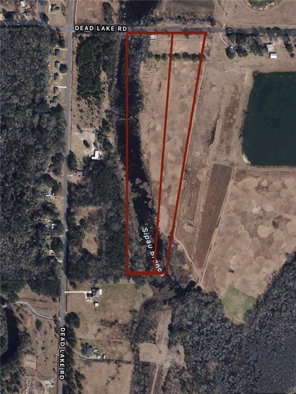 Listing photo 3 for 1801 Dead Lake Marina Rd, Creola AL 36525