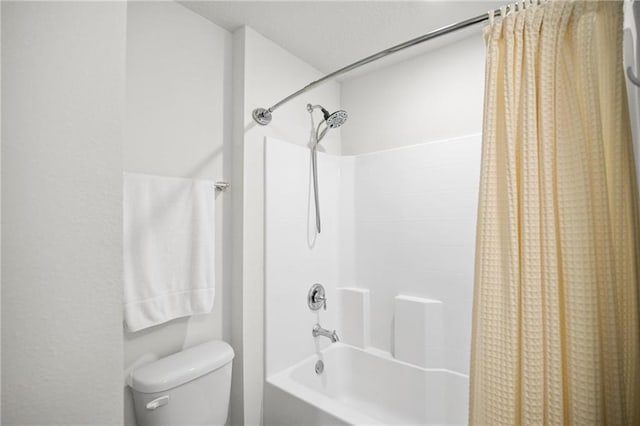 8320 Ogilvy Ct, Daphne, AL 36526 - full bath featuring shower / bathtub combination with curtain and toilet