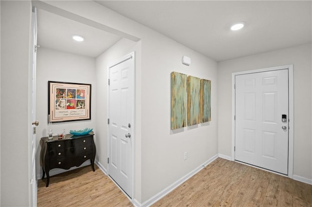 8320 Ogilvy Ct, Daphne, AL 36526 - foyer featuring baseboards and light wood finished floors