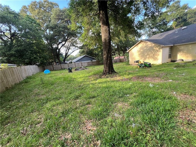 5470 Robert Jefferson Dr E, Theodore, AL 36582 - view of yard