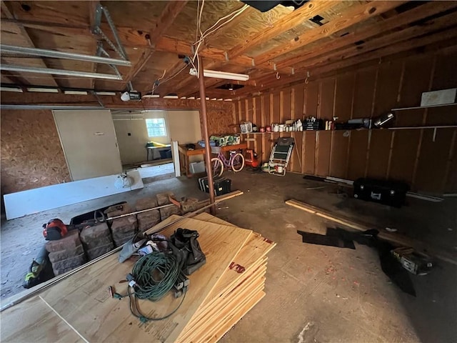 5470 Robert Jefferson Dr E, Theodore, AL 36582 - view of garage