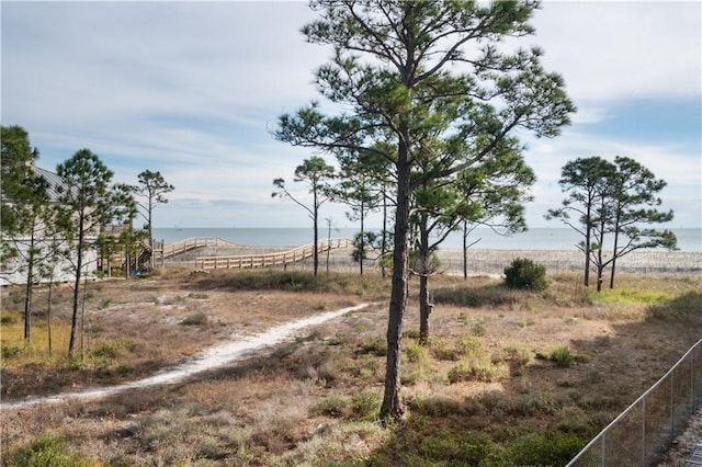 view of yard featuring a water view