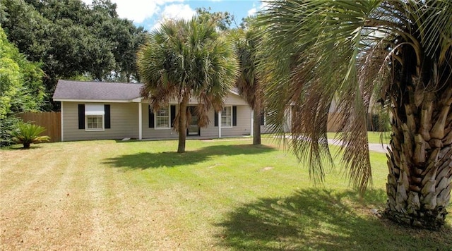 view of front facade with a front yard