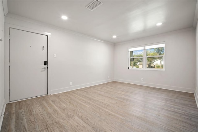 3655 Old Shell Rd Unit 121, Mobile, AL 36608 - spare room with ornamental molding, light wood-type flooring, and recessed lighting