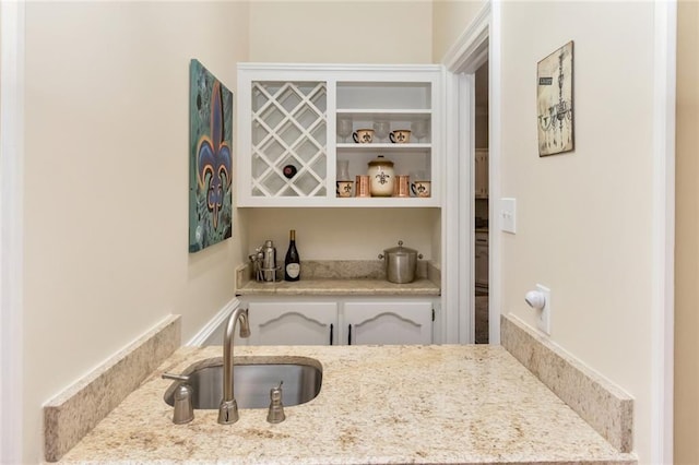 1509 Ridgeland Rd E, Mobile, AL 36695 - bar with a sink