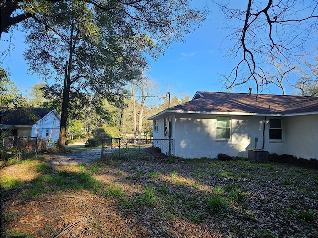 1210 Barcelona Dr, Mobile, AL 36693 - view of side of home