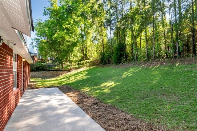 192 Bay View Dr, Daphne, AL 36526 - view of yard with a patio area