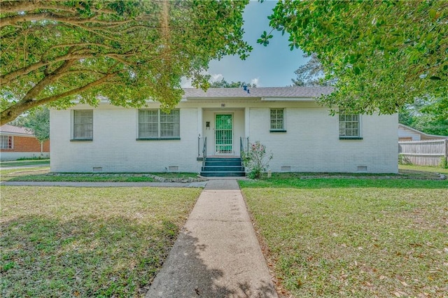 276 Walton Ave W, Mobile, AL 36606 - single story home featuring fence, crawl space, a front lawn, and brick siding